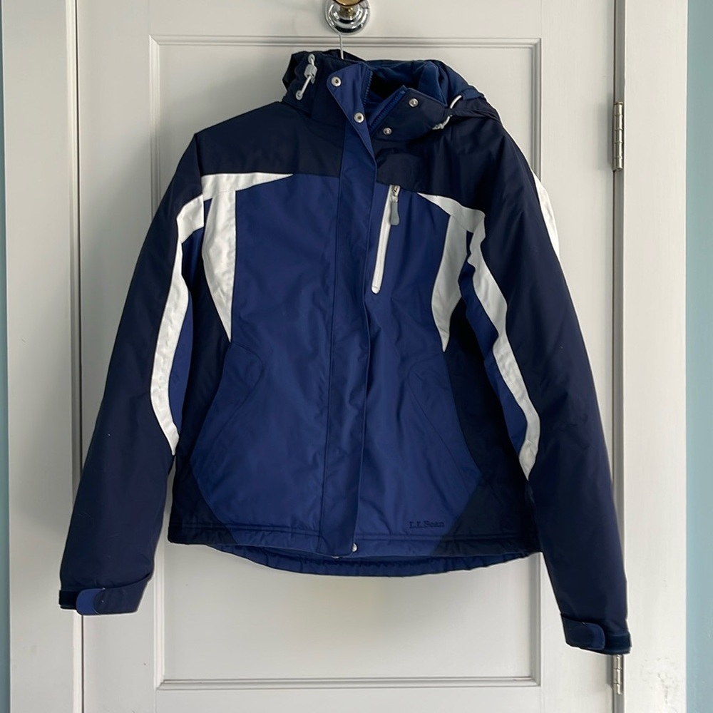 Women’s LLBean ski jacket